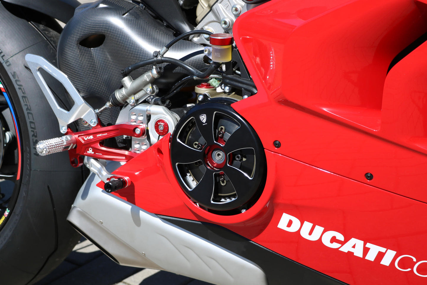 Panigale V4R - Dry Clutch Cover - Averys Motorcycles
