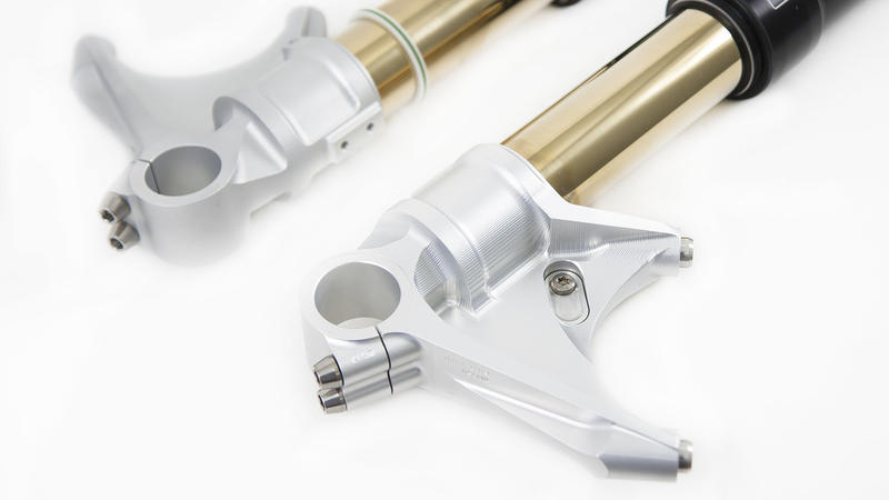 CNC Racing Triple Clamps & Ohlins FGRT213 Forks - Averys Motorcycles