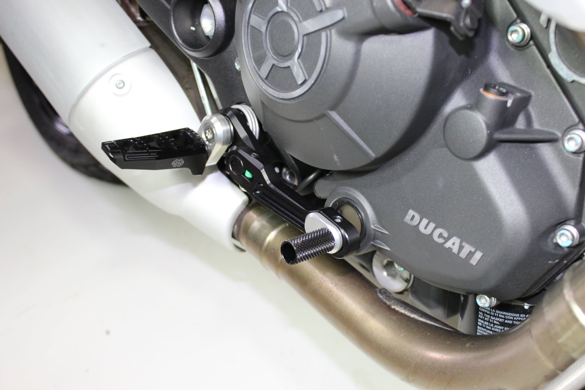 RCT10GT Rearsets - Averys Motorcycles