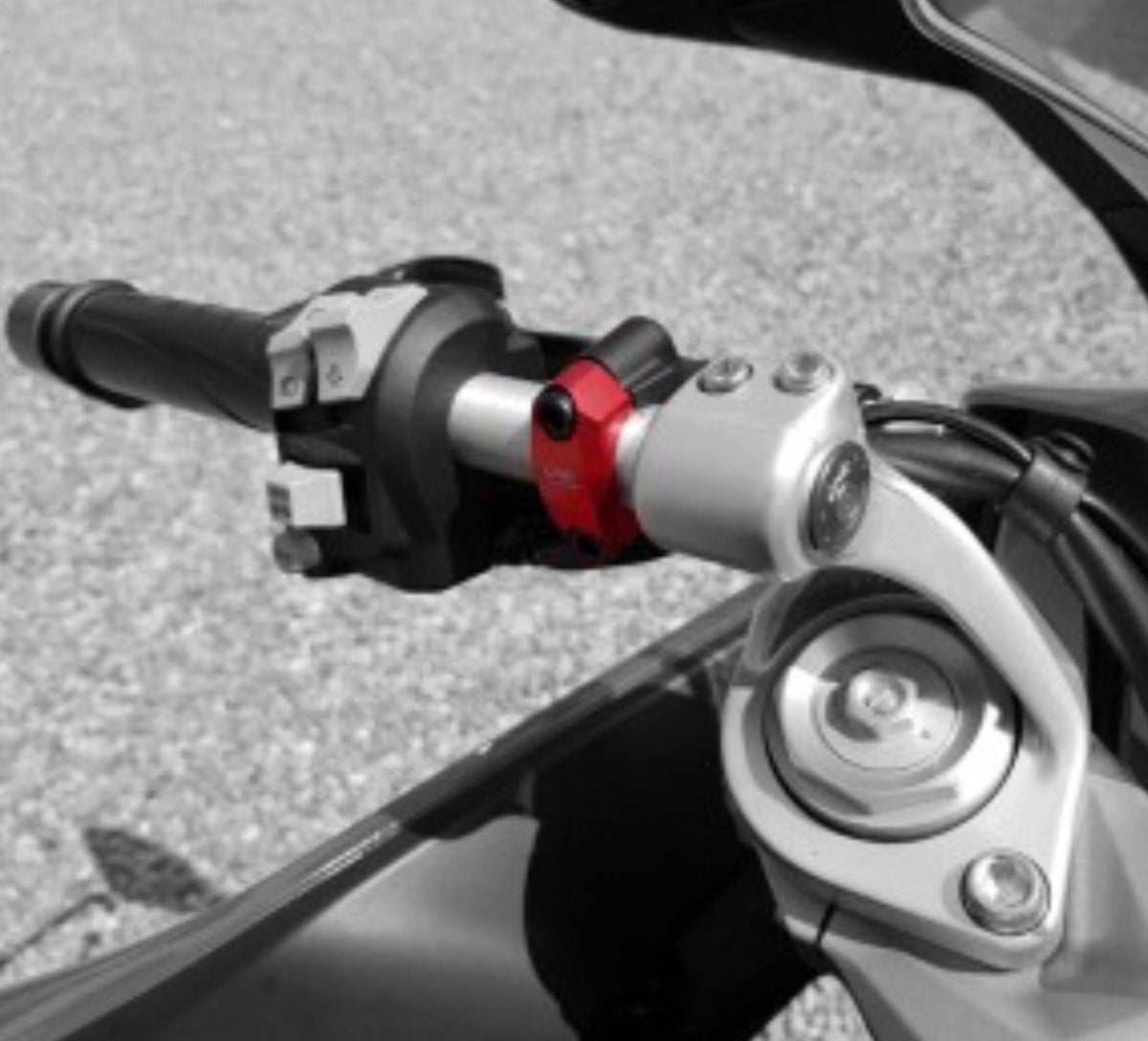 Brembo Master cylinder clamp - Averys Motorcycles